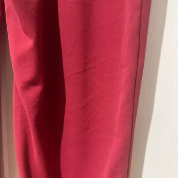 Athleta Salutation High Rise Jogger, Maroon, Size Small - Picture 4 of 6